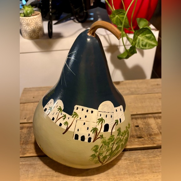 ⭐️GORGEOUS Hand Painted Nativity Scene Gourd - all around print⭐️ - Picture 4 of 8